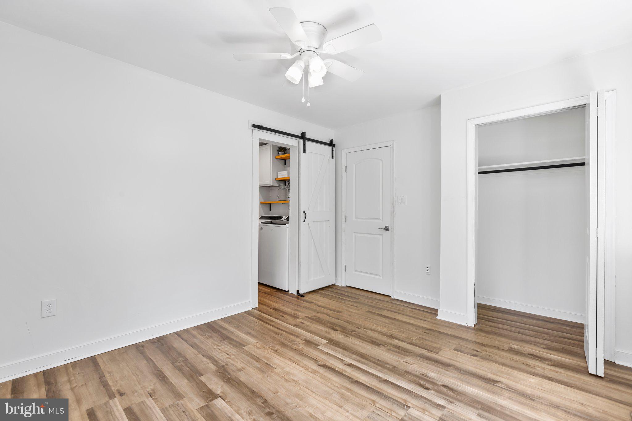 LAKE LAND OR - Residential