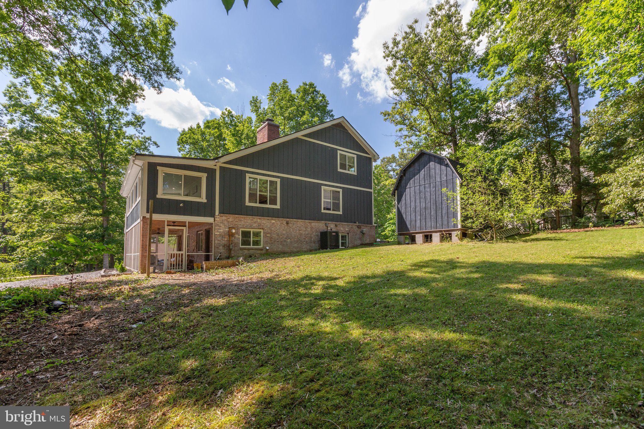 LAKE LAND OR - Residential