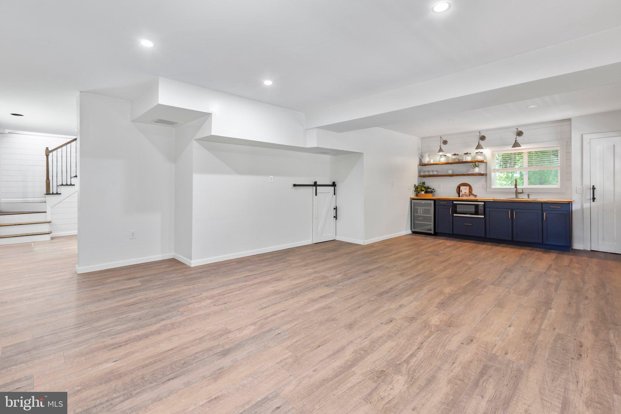 LAKE LAND OR - Residential