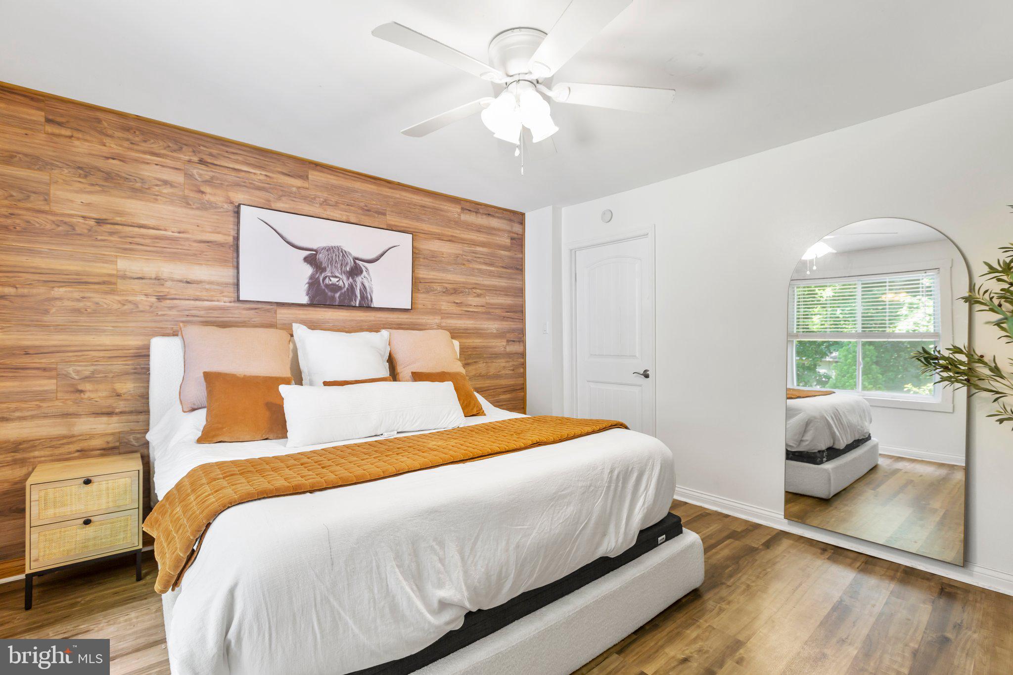 LAKE LAND OR - Residential