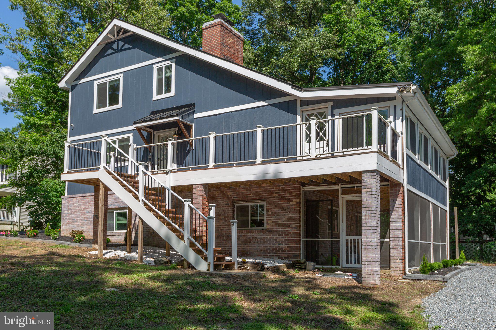 LAKE LAND OR - Residential