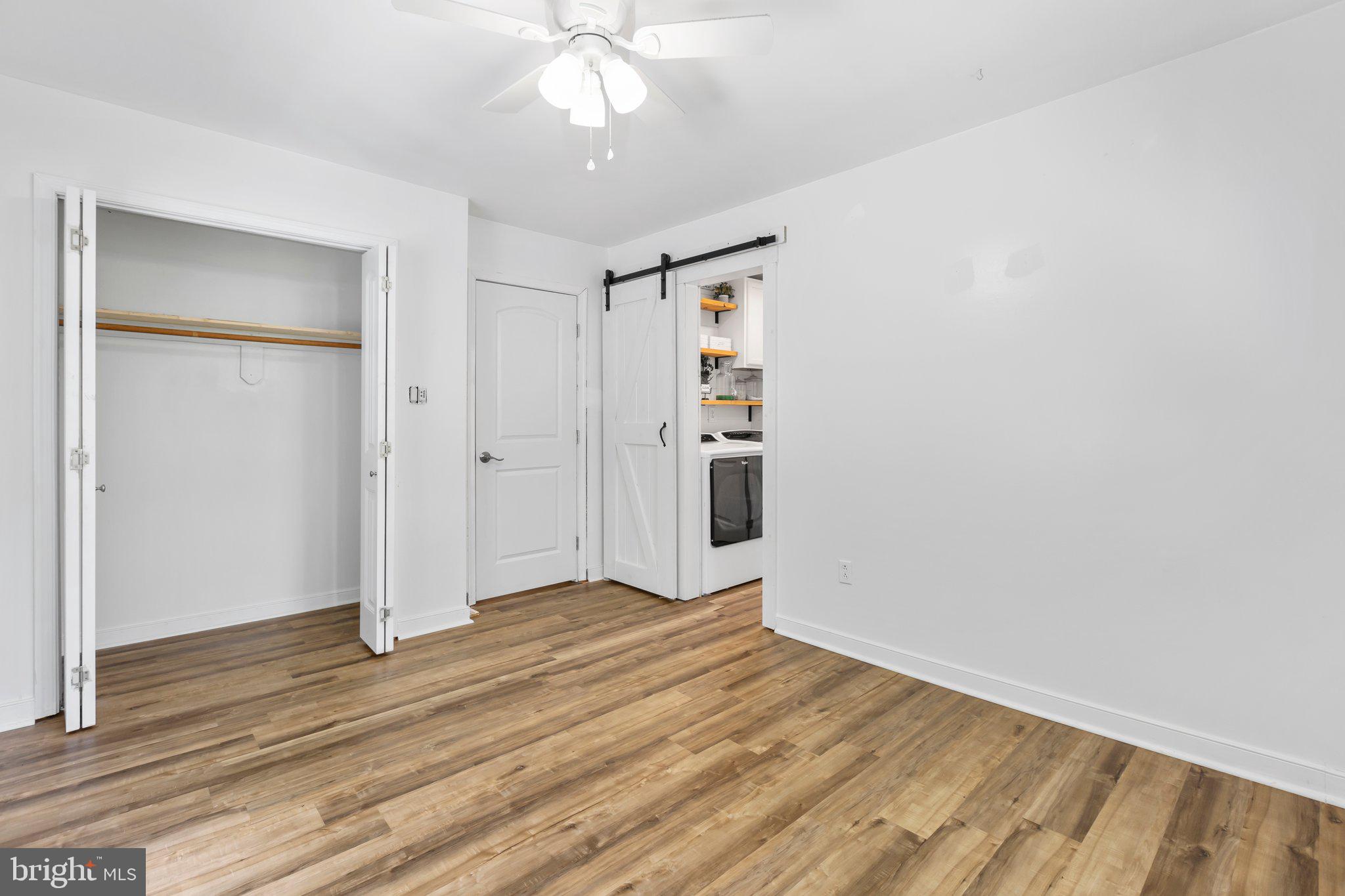 LAKE LAND OR - Residential