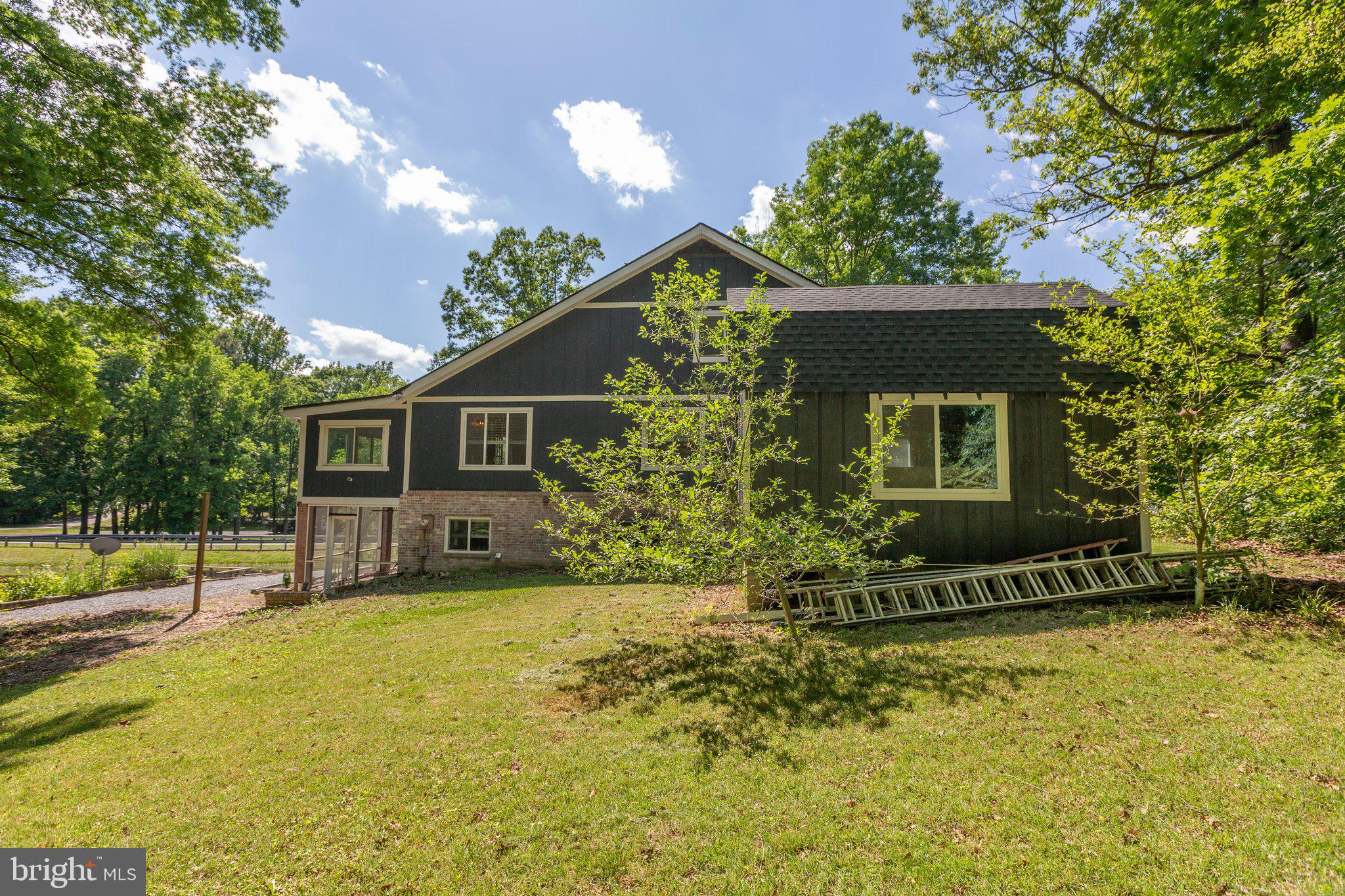 LAKE LAND OR - Residential