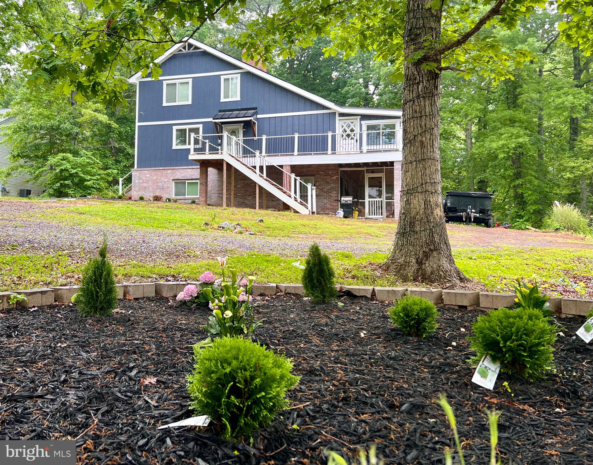 LAKE LAND OR - Residential