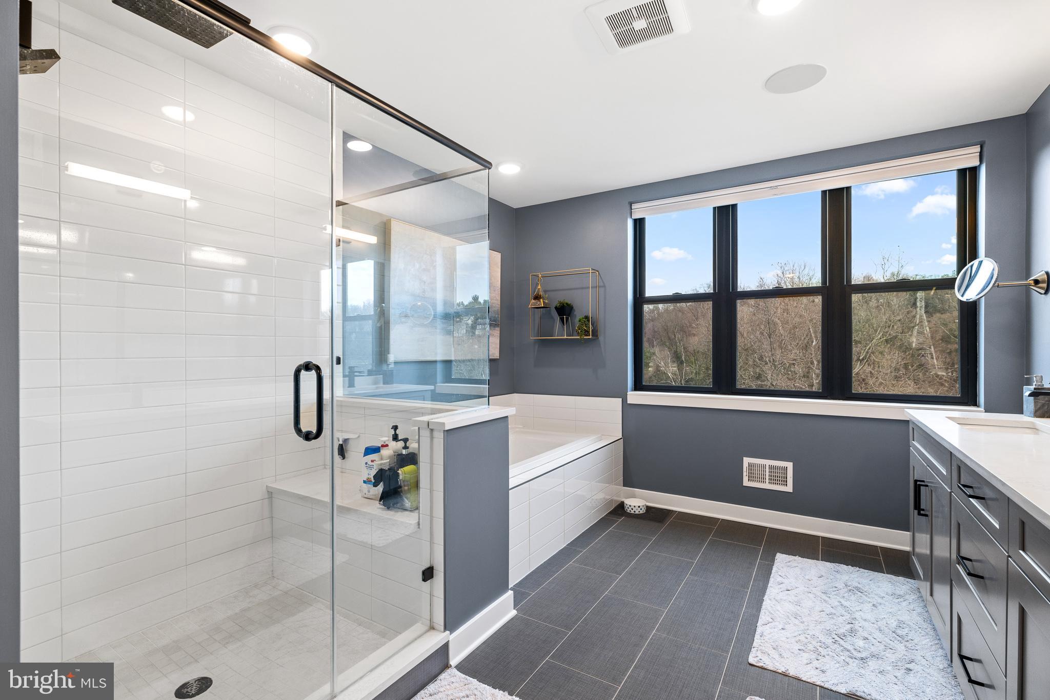 MANAYUNK - Residential