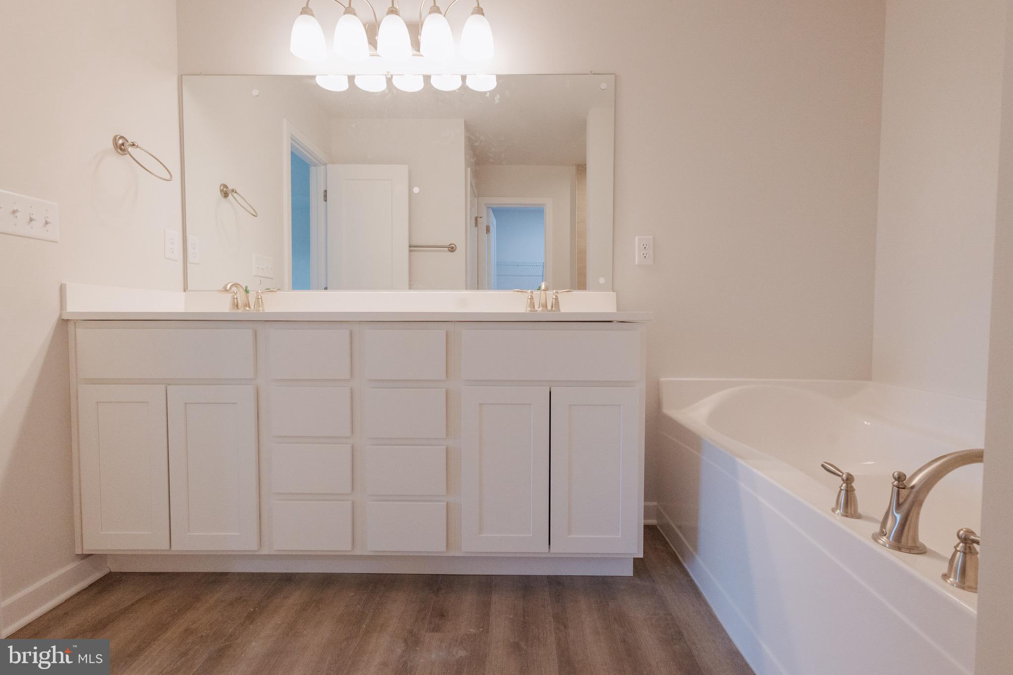 HARVEST GLEN - Residential