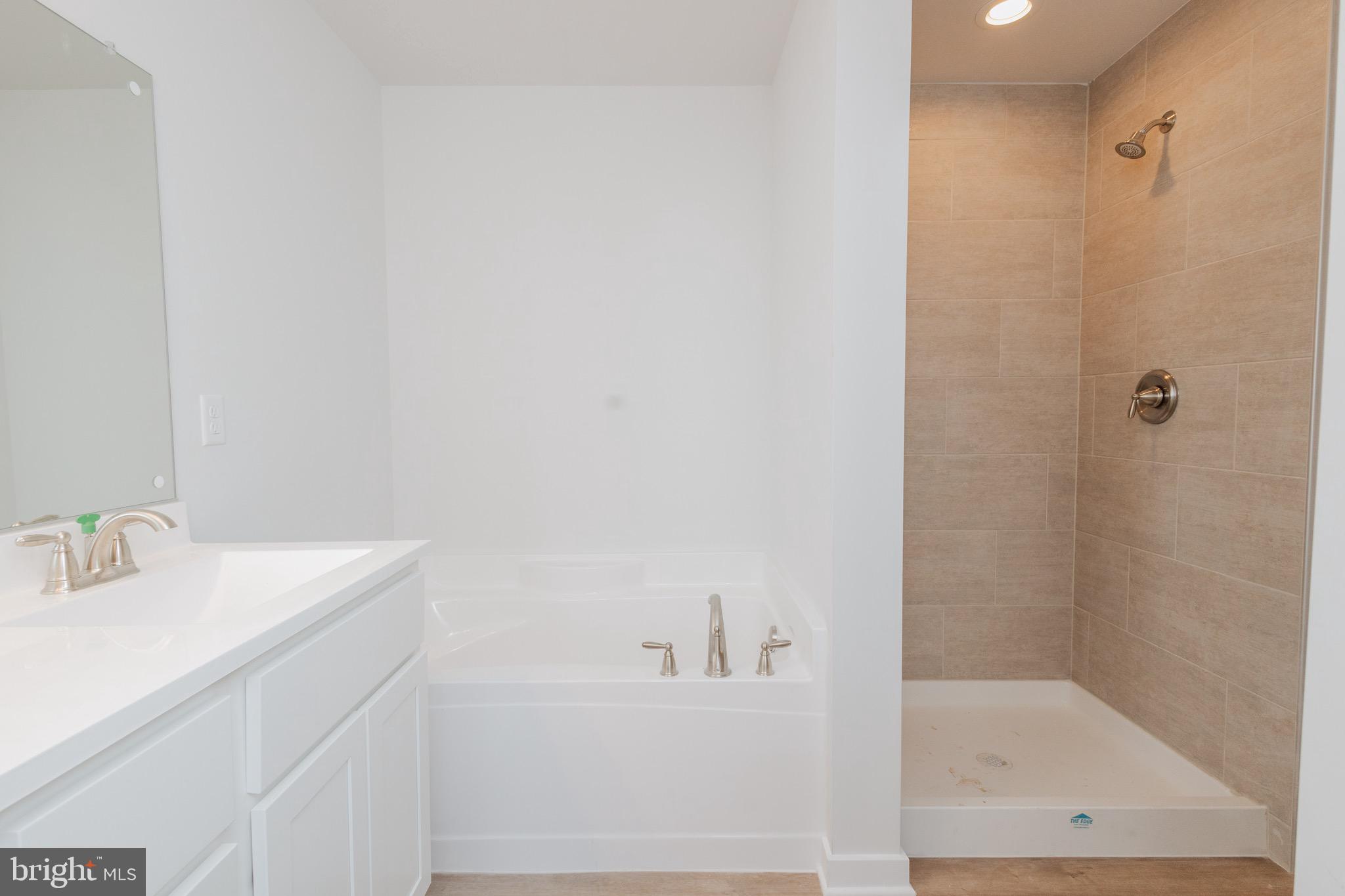 HARVEST GLEN - Residential