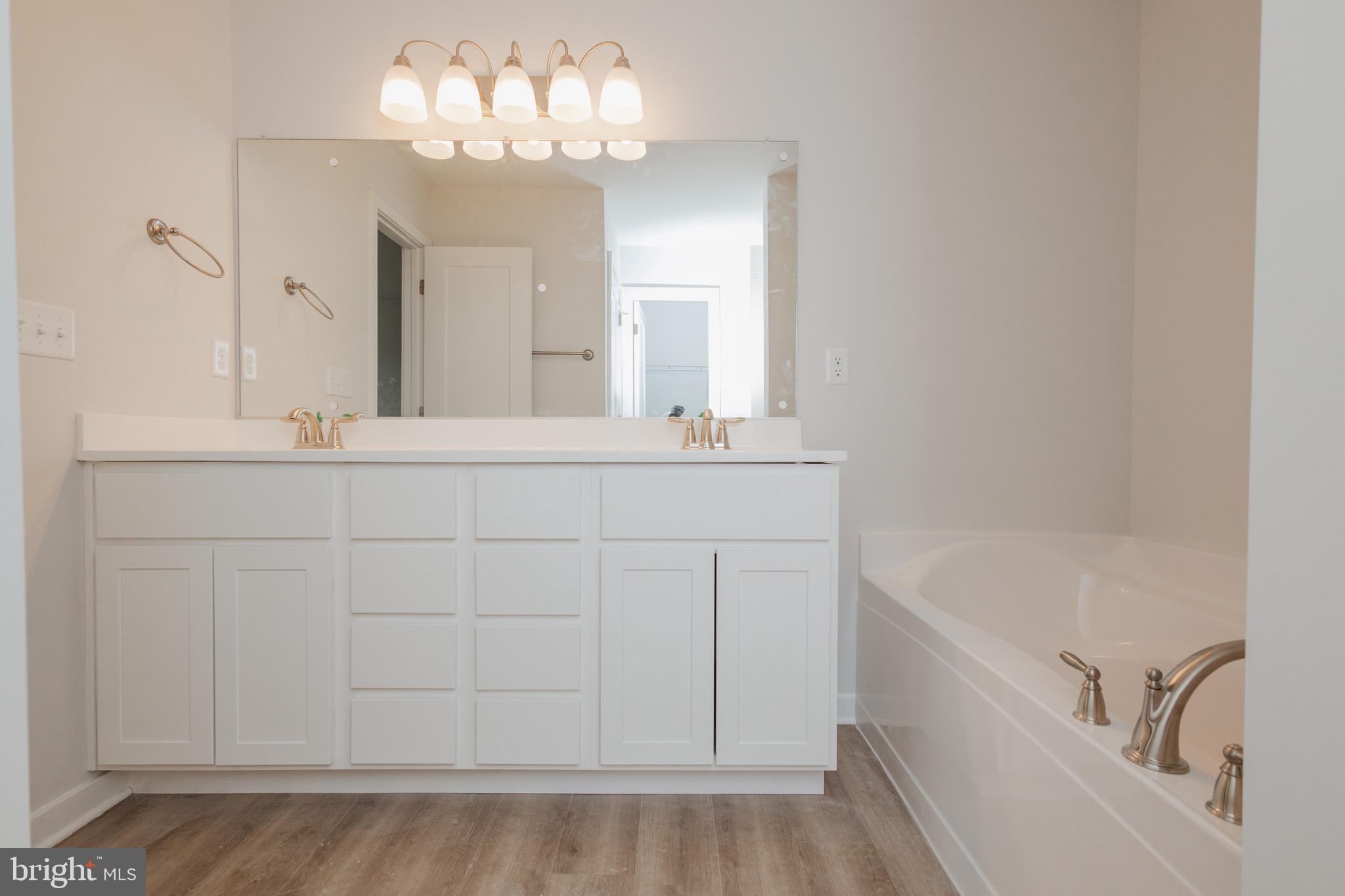 HARVEST GLEN - Residential