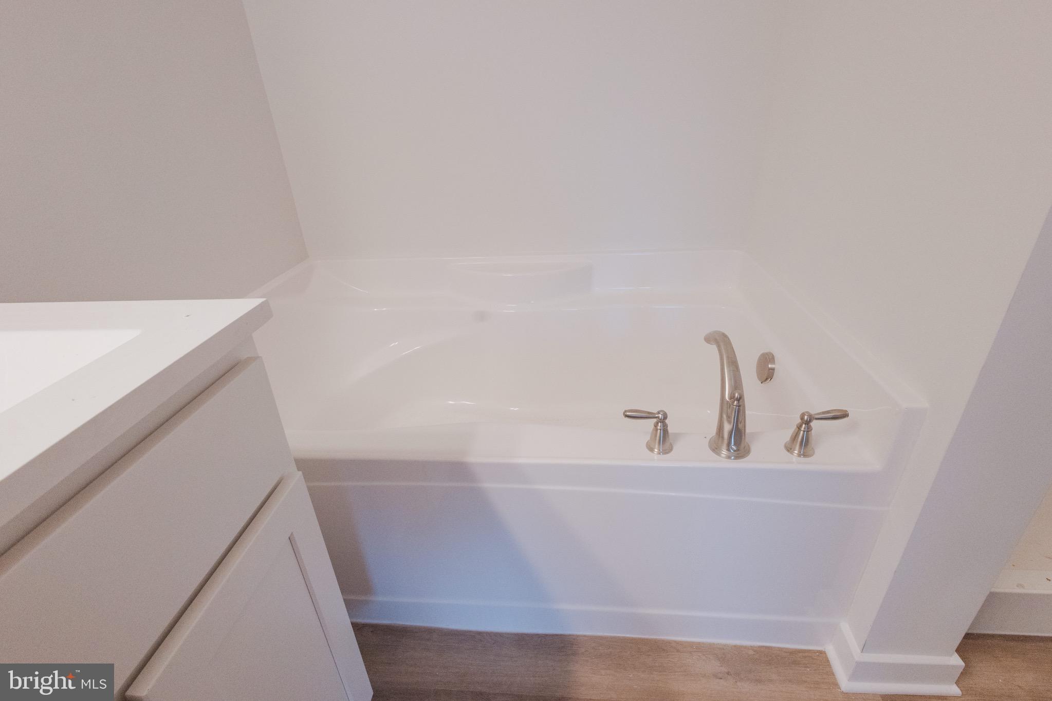 HARVEST GLEN - Residential