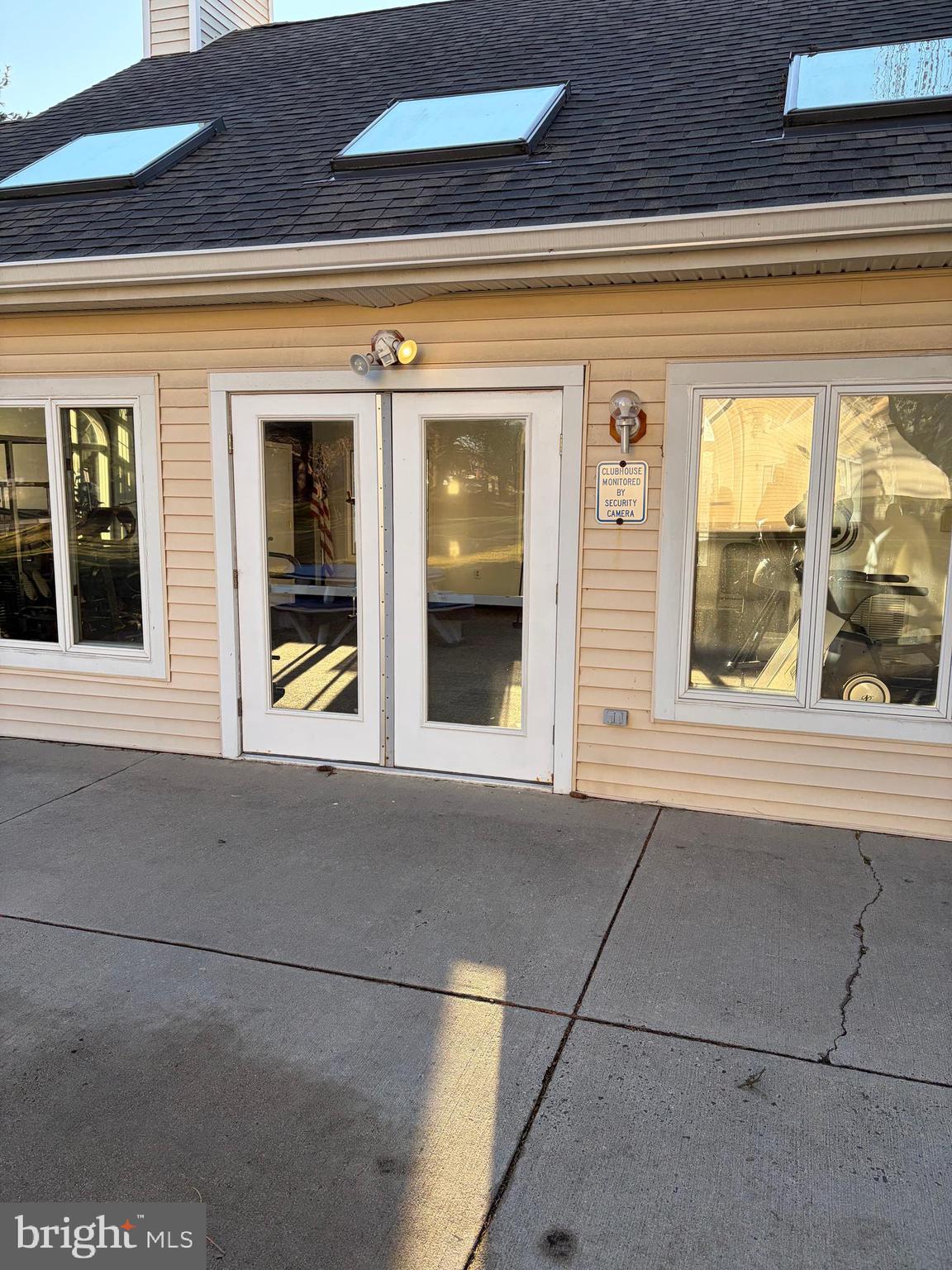 CRESTWOOD CONDO - Residential