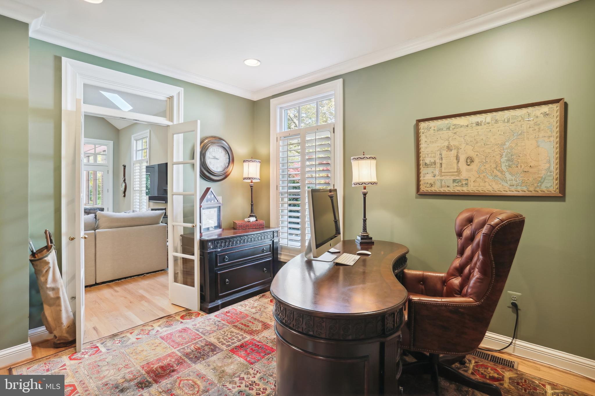 MANOR PARK - Residential