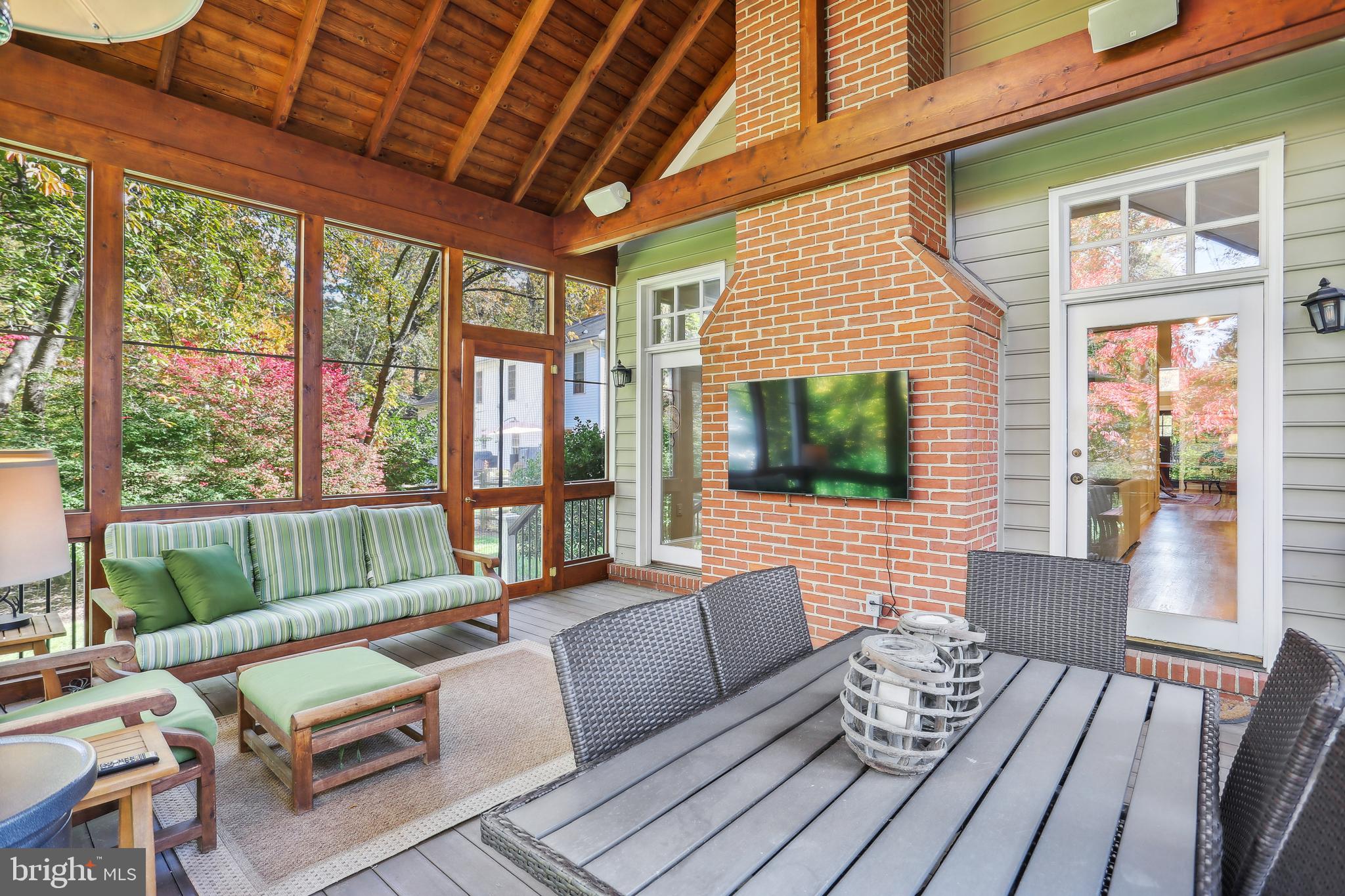 MANOR PARK - Residential