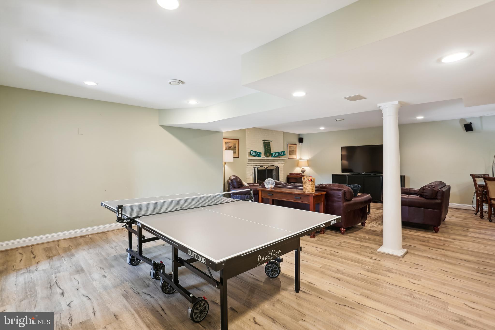 MANOR PARK - Residential