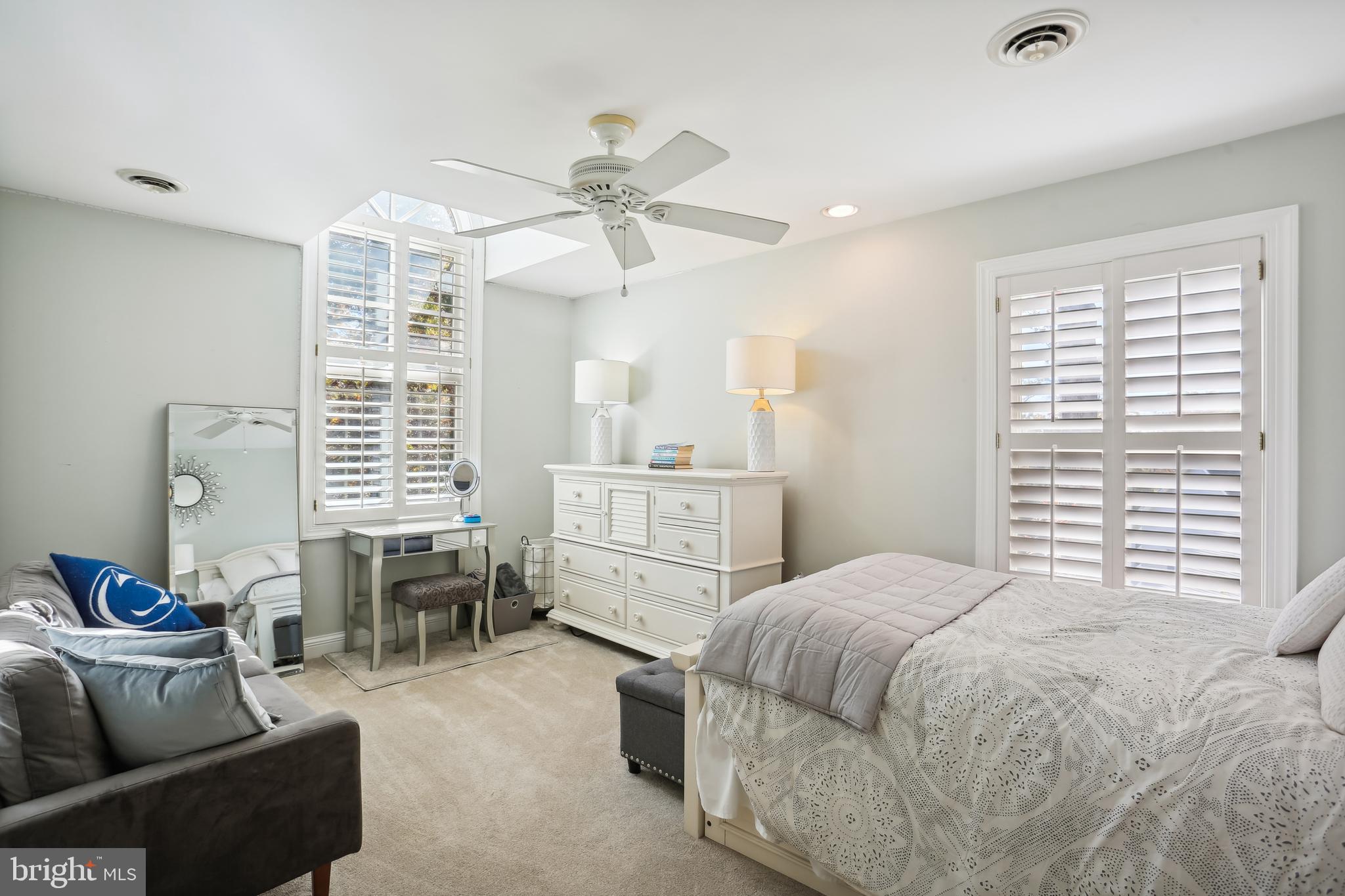 MANOR PARK - Residential