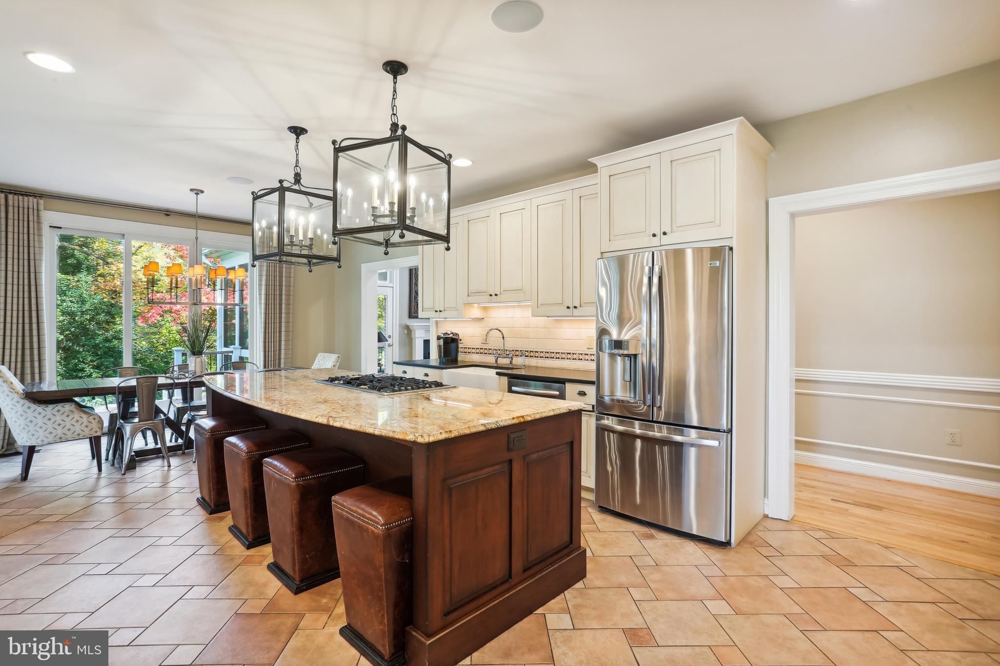 MANOR PARK - Residential