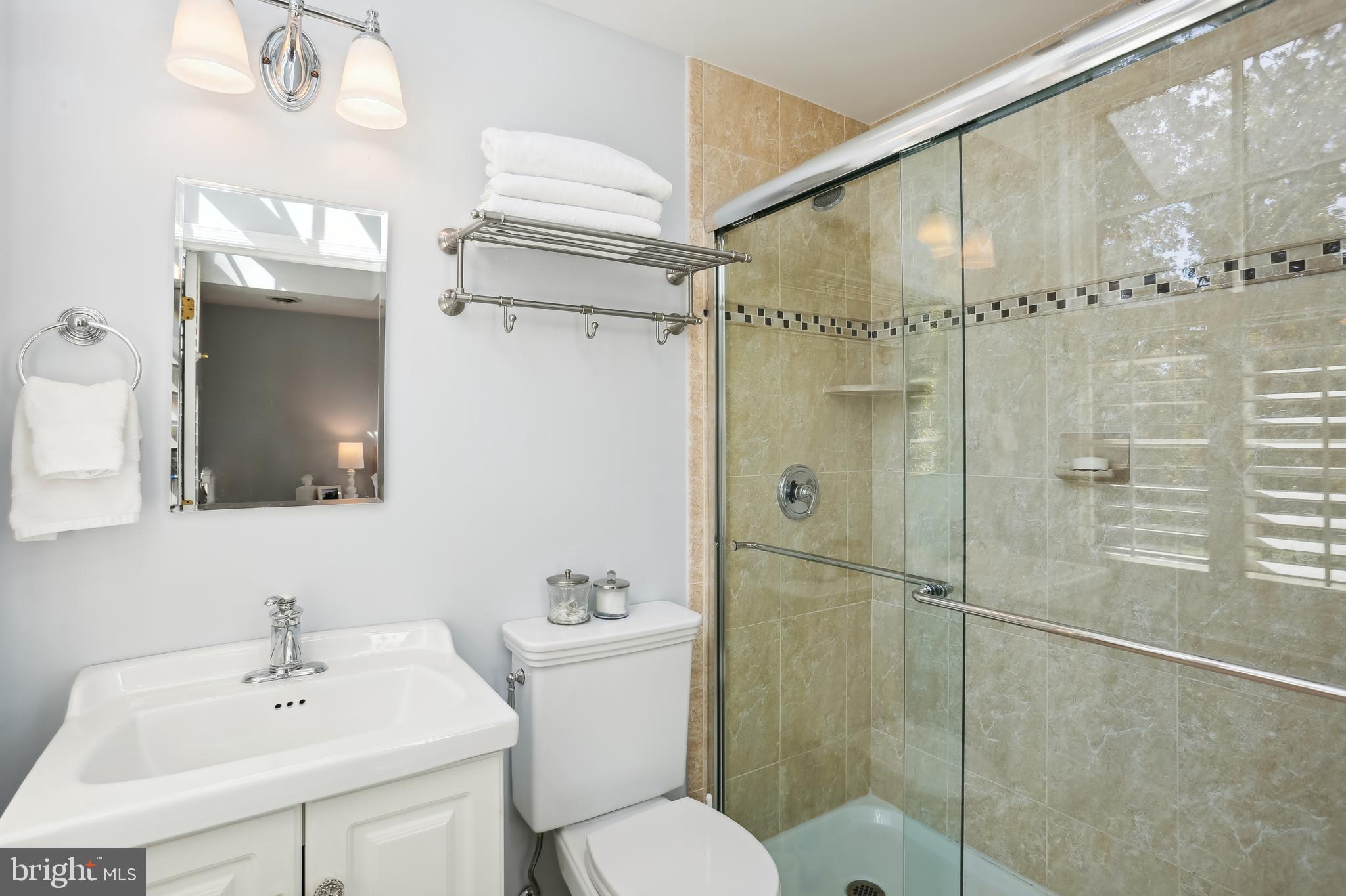 MANOR PARK - Residential