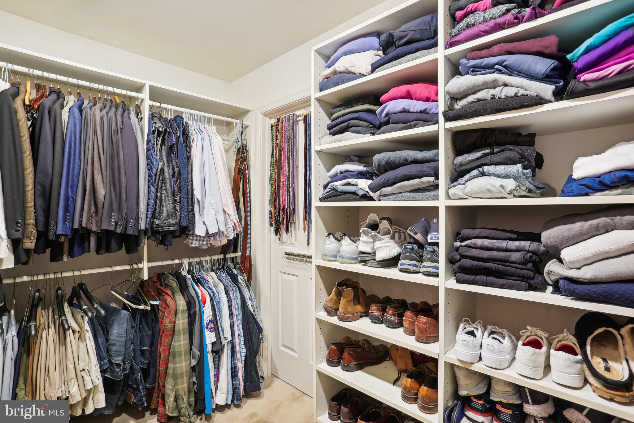 MANOR PARK - Residential