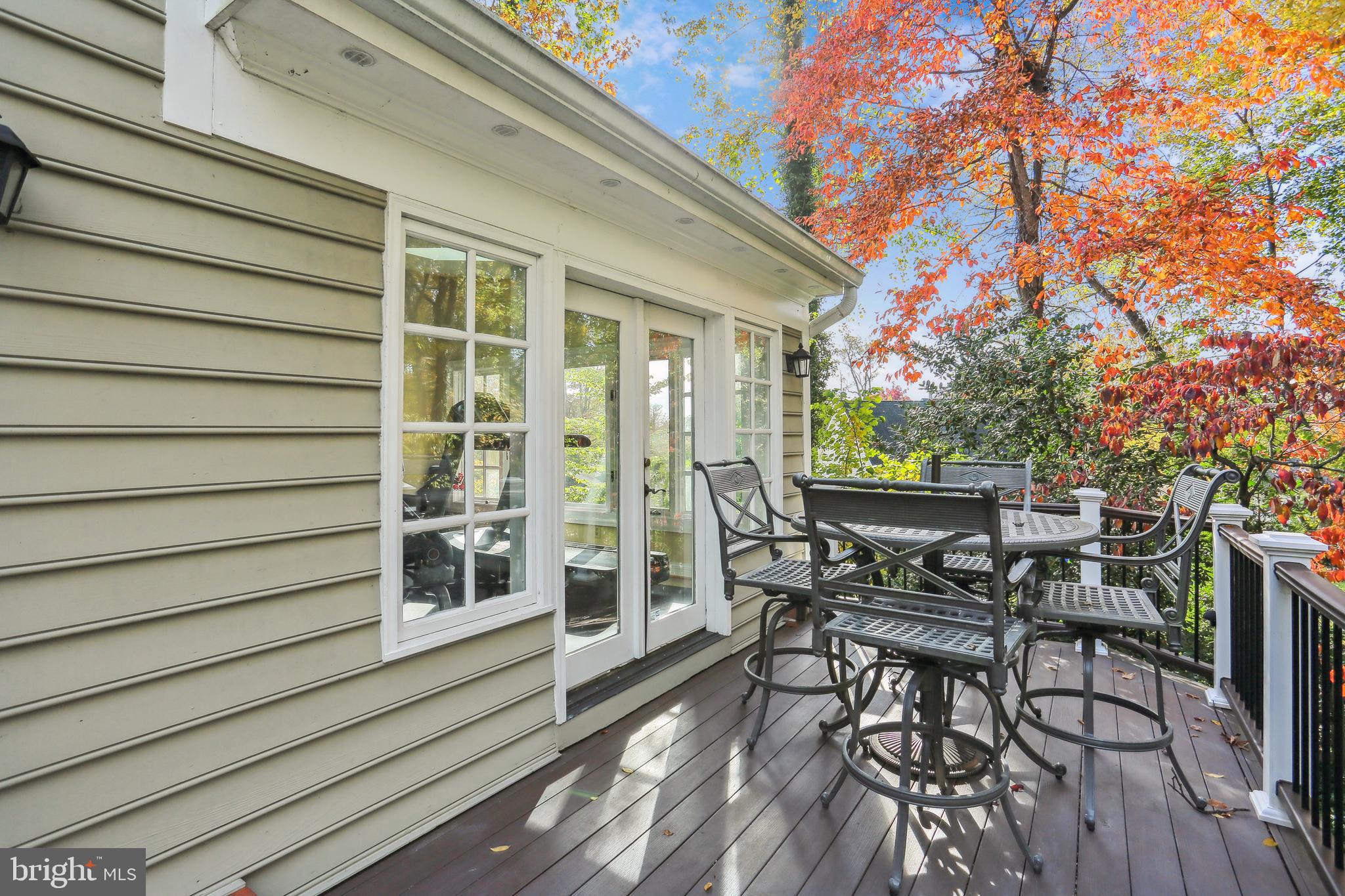 MANOR PARK - Residential