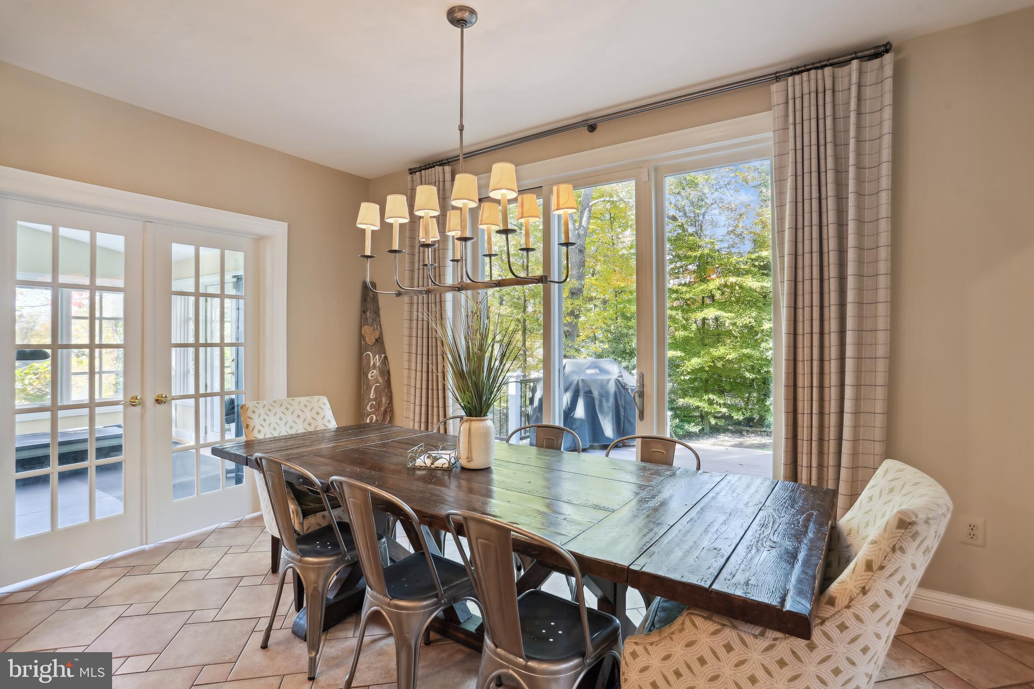 MANOR PARK - Residential