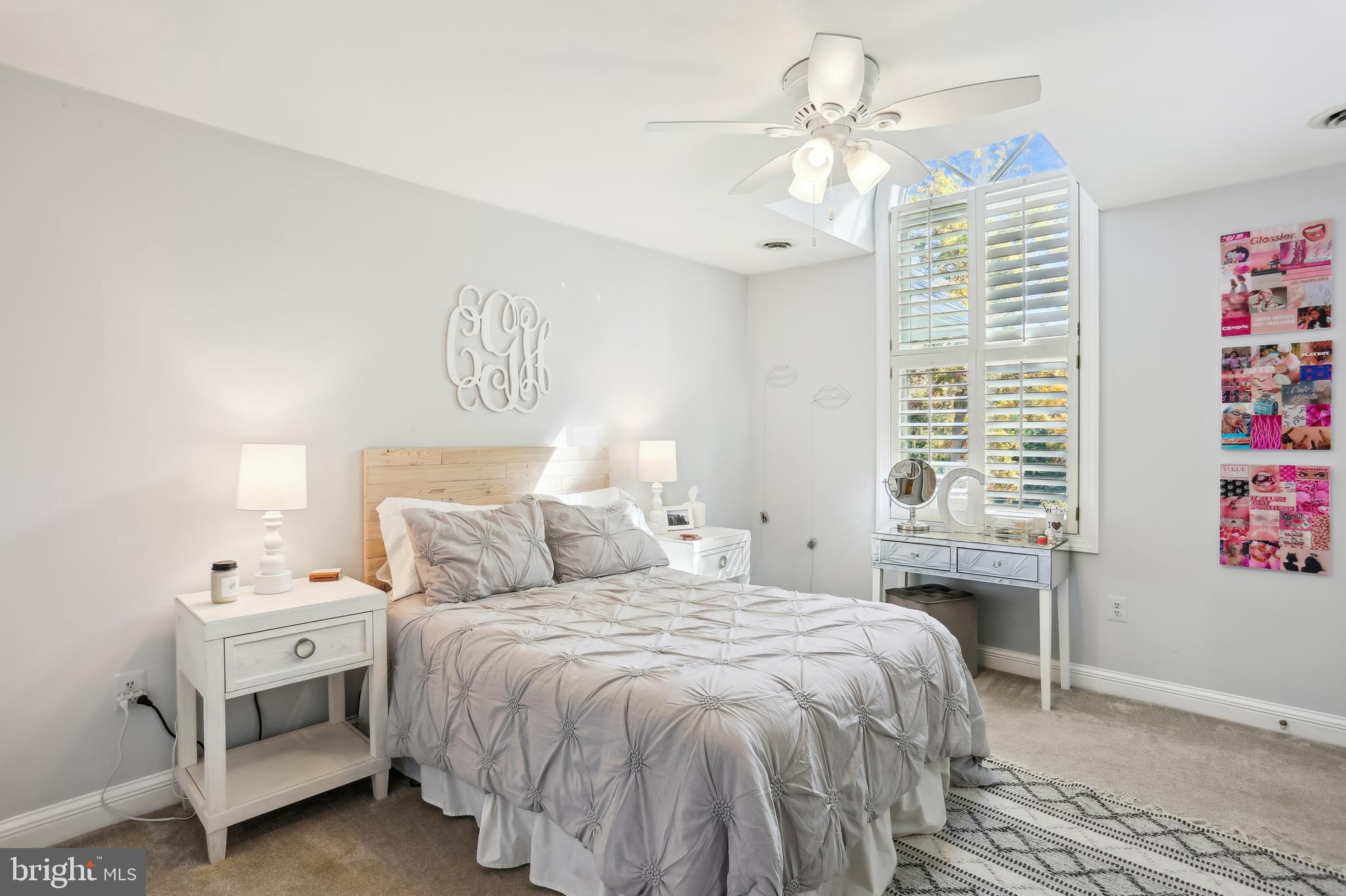 MANOR PARK - Residential