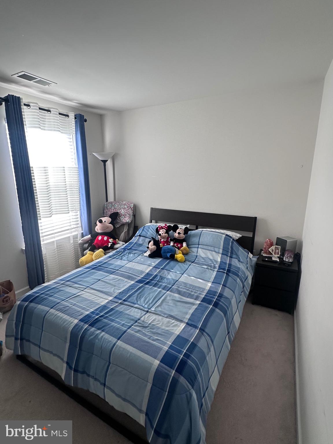 HIDDEN OAKS - Residential