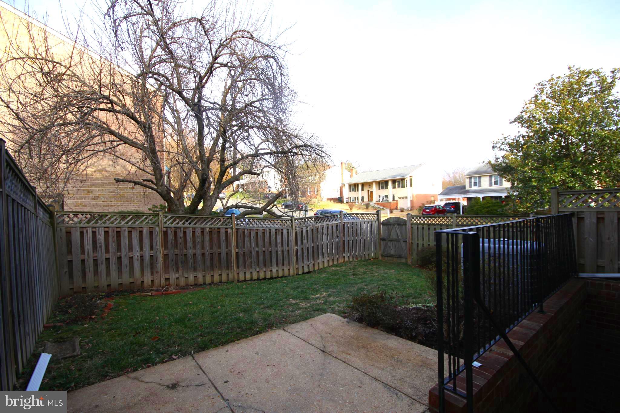 KMS TOWNHOUSES - Residential