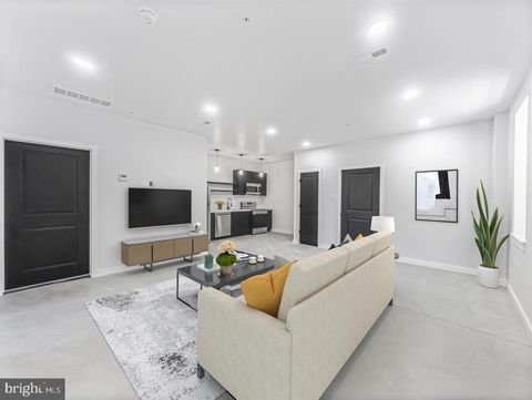 Condo For Rent - 501 N Cannon Avenue #B103<br/> LANSDALE, PA 19446