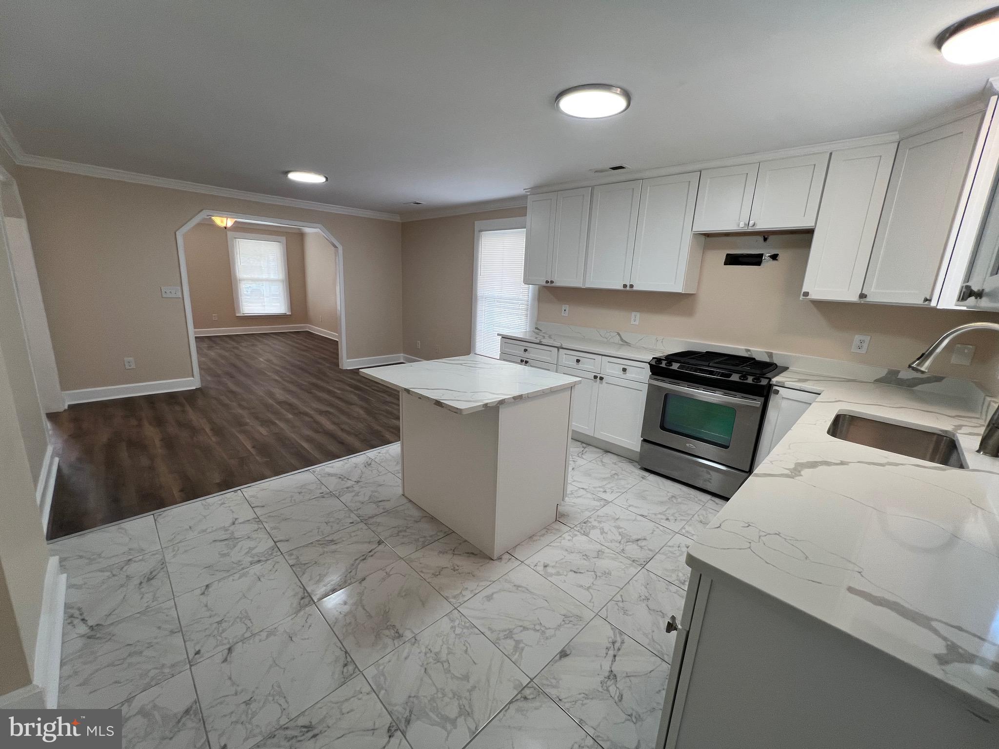 DOWNTOWN FREDERICKSBURG - Residential Lease