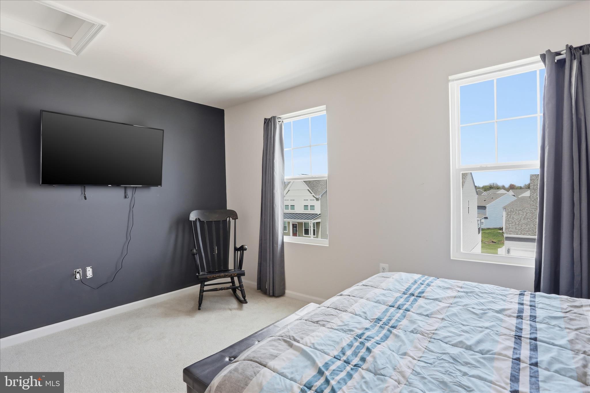 PRESIDENTS POINTE - Residential