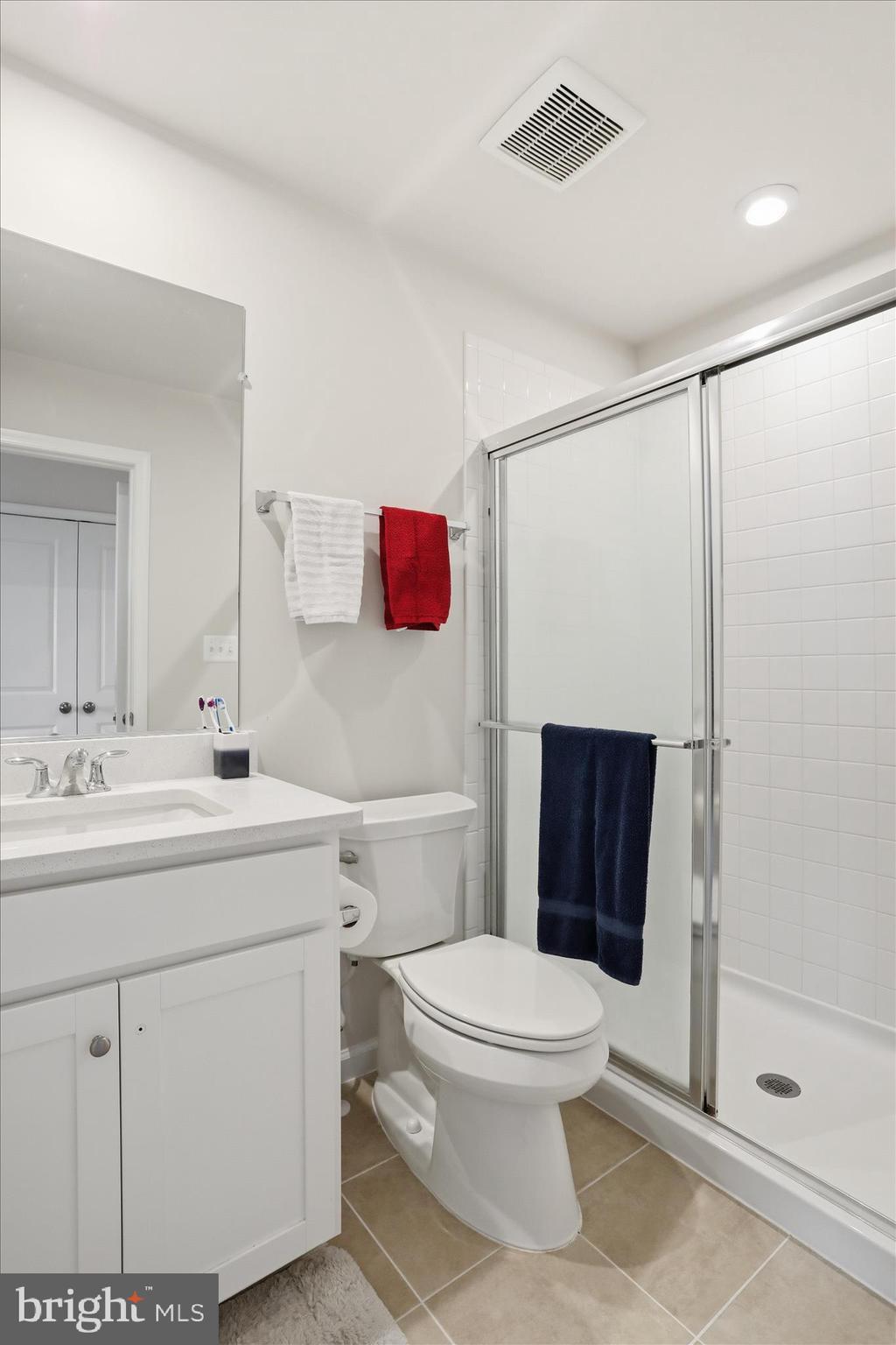 PRESIDENTS POINTE - Residential