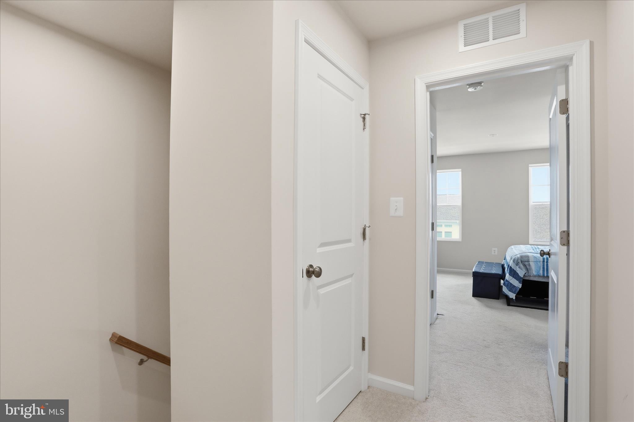 PRESIDENTS POINTE - Residential