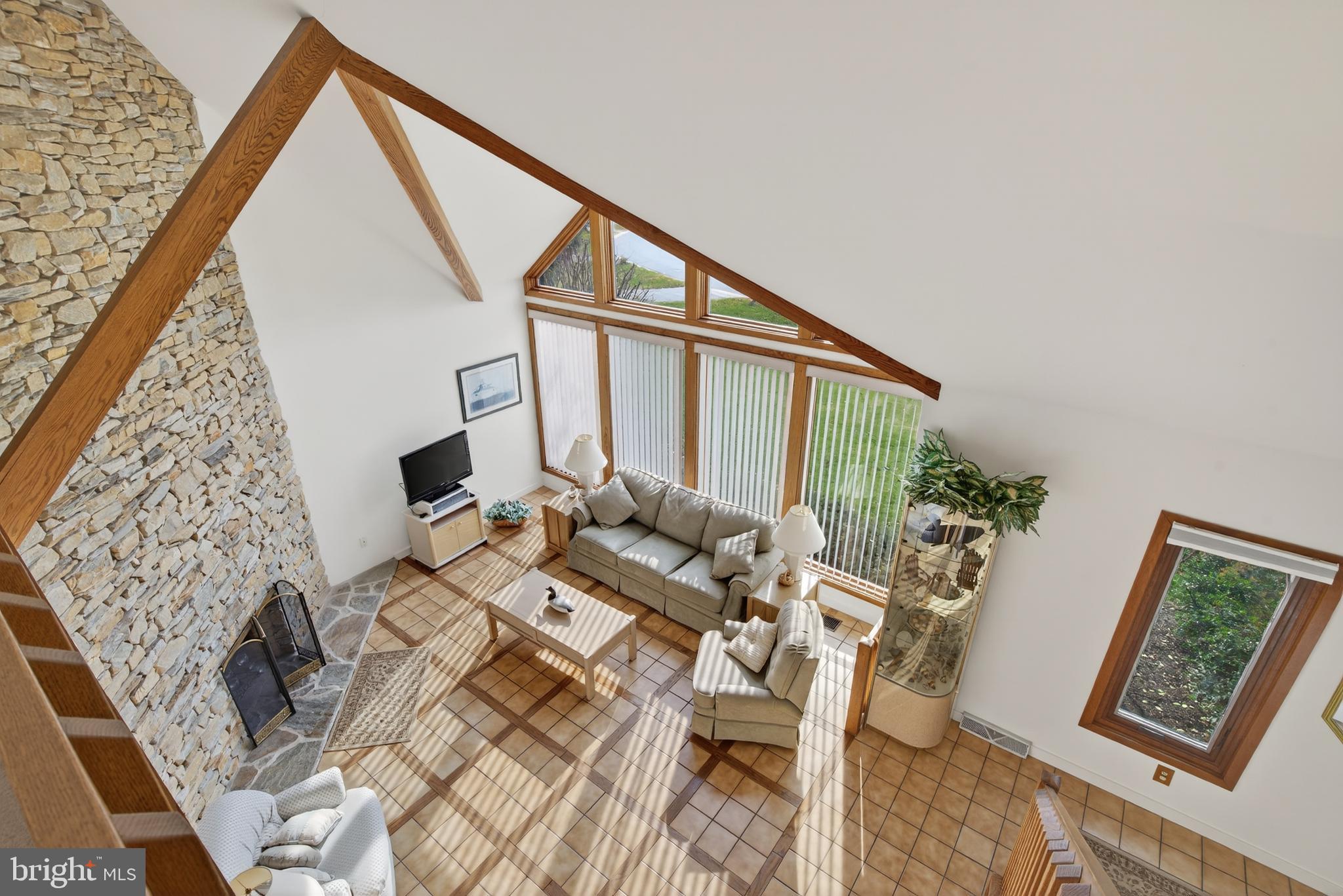 CHATELAINE - Residential