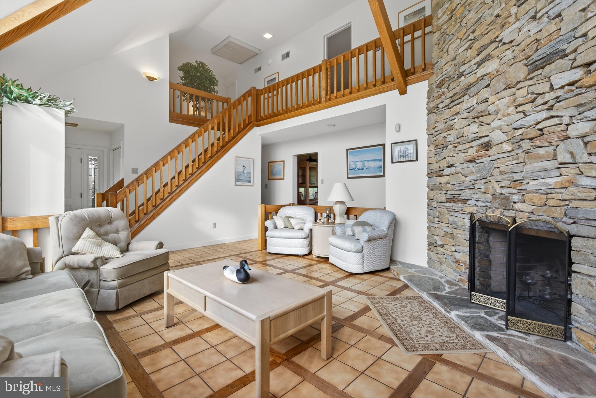 CHATELAINE - Residential