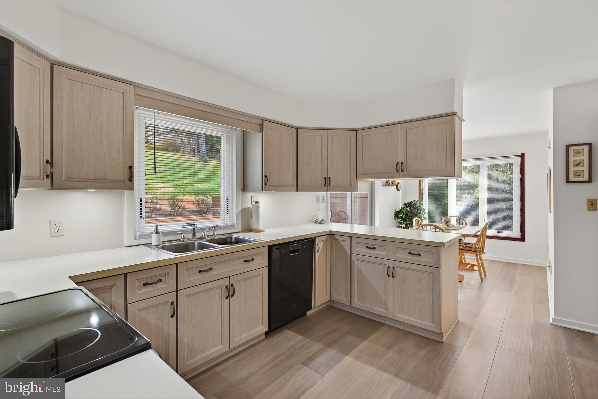 CHATELAINE - Residential