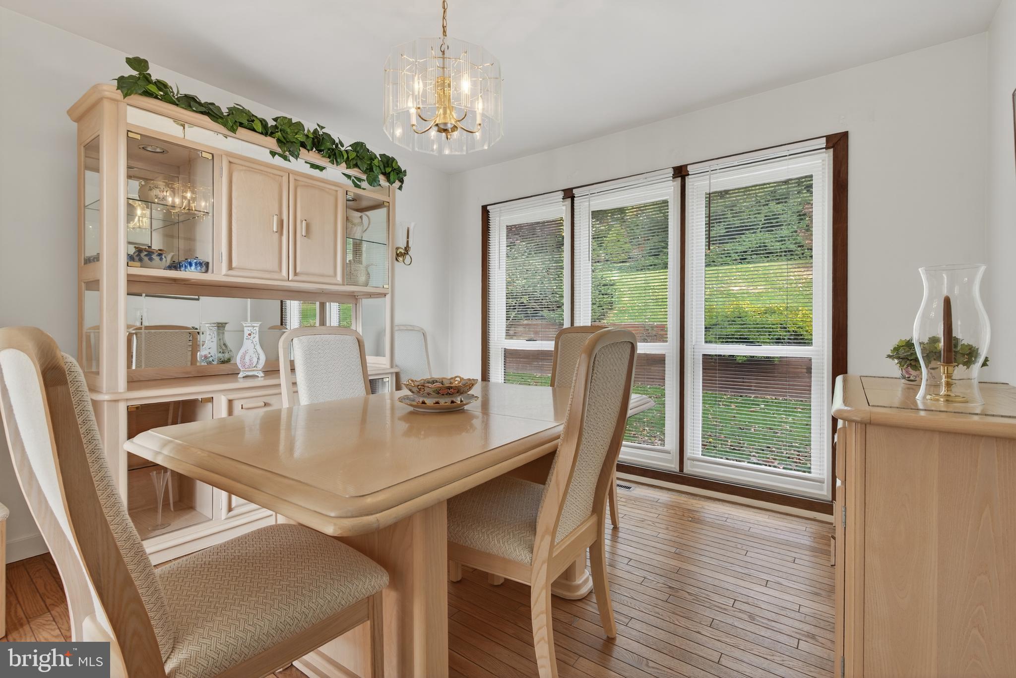 CHATELAINE - Residential