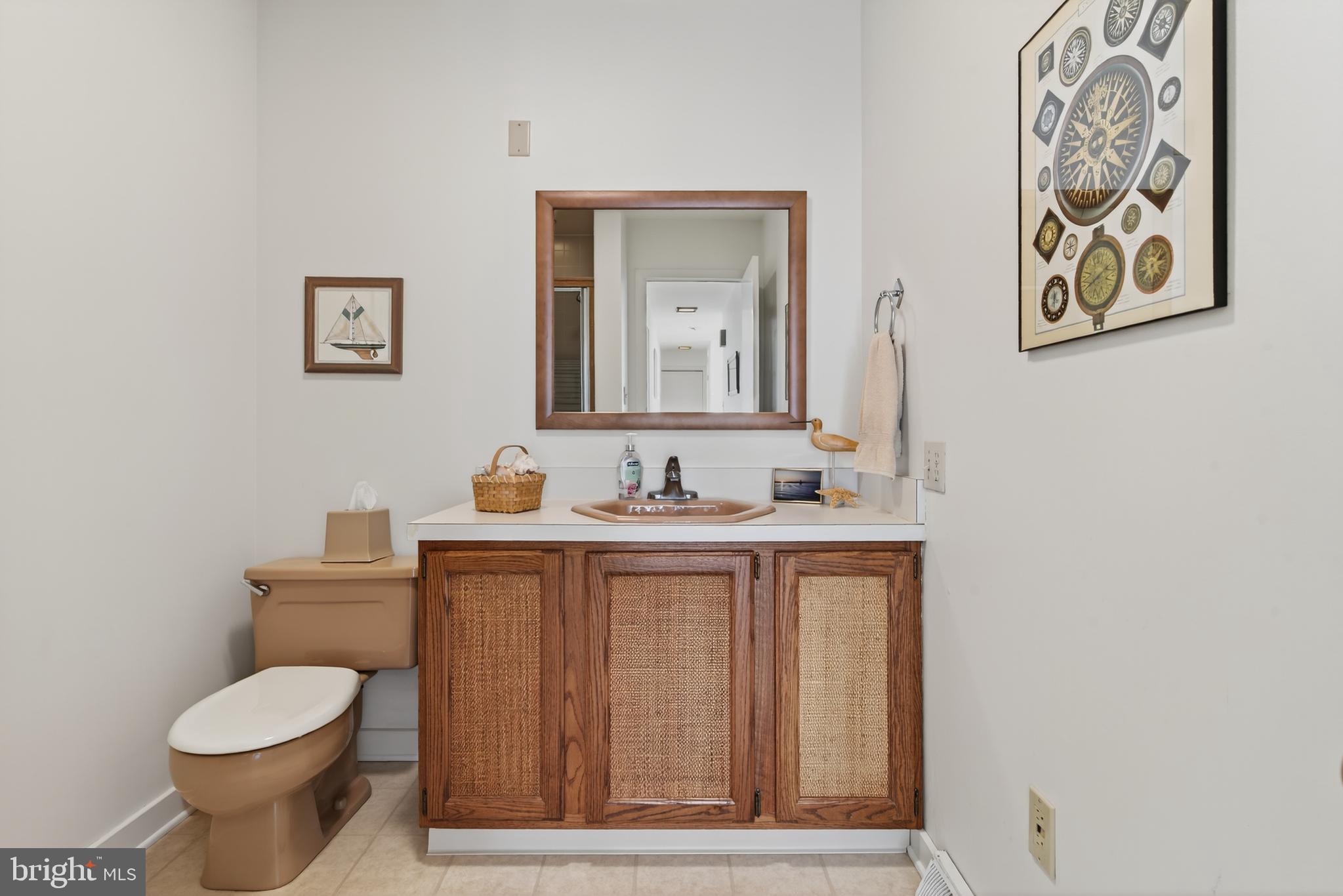 CHATELAINE - Residential