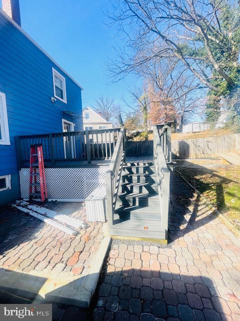 LANDOVER HILLS - Residential