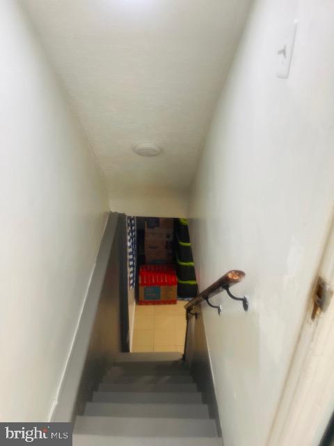 LANDOVER HILLS - Residential