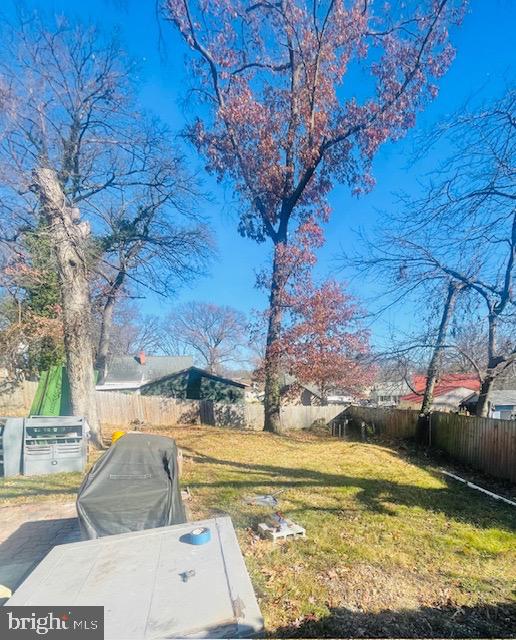 LANDOVER HILLS - Residential