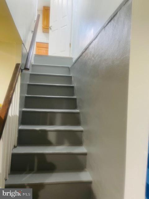 LANDOVER HILLS - Residential