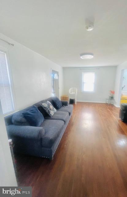 LANDOVER HILLS - Residential