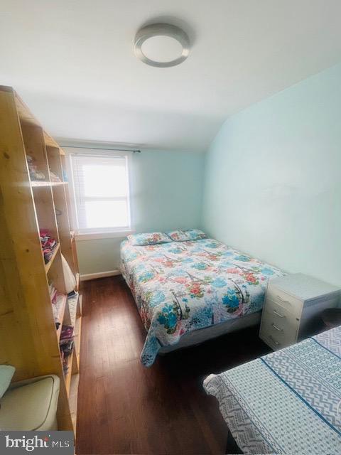 LANDOVER HILLS - Residential