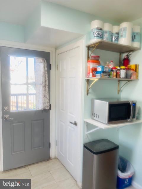 LANDOVER HILLS - Residential