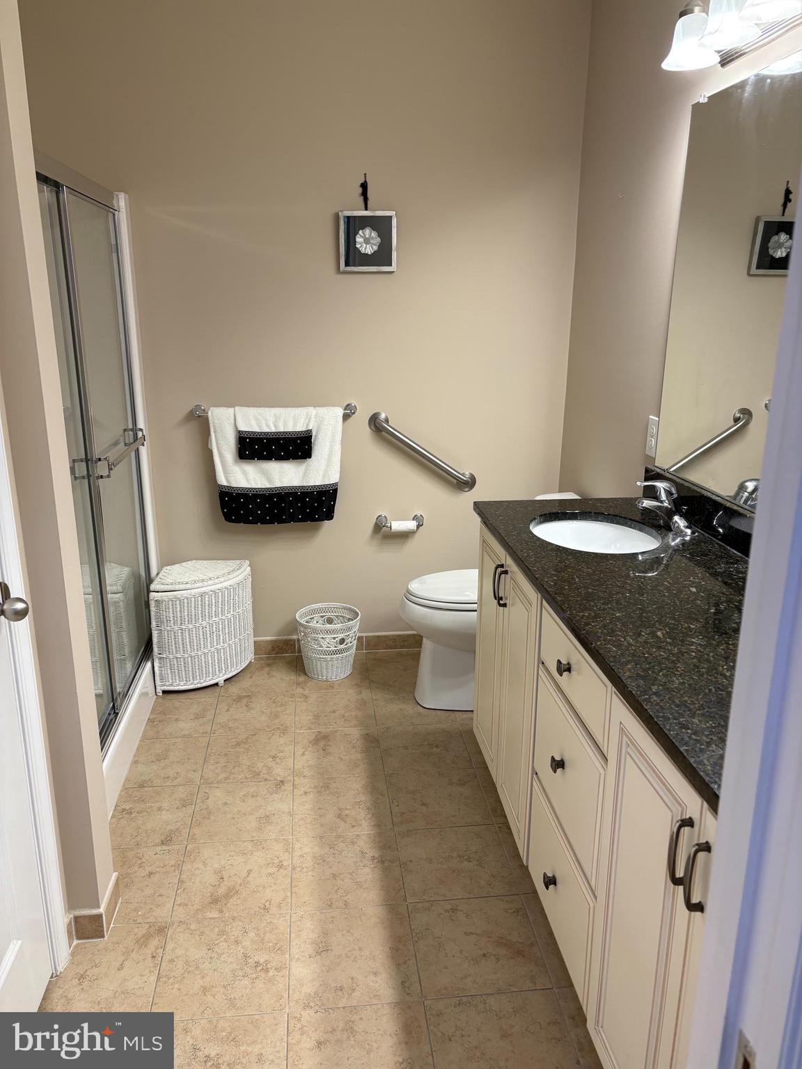 THE ENCLAVE - Residential