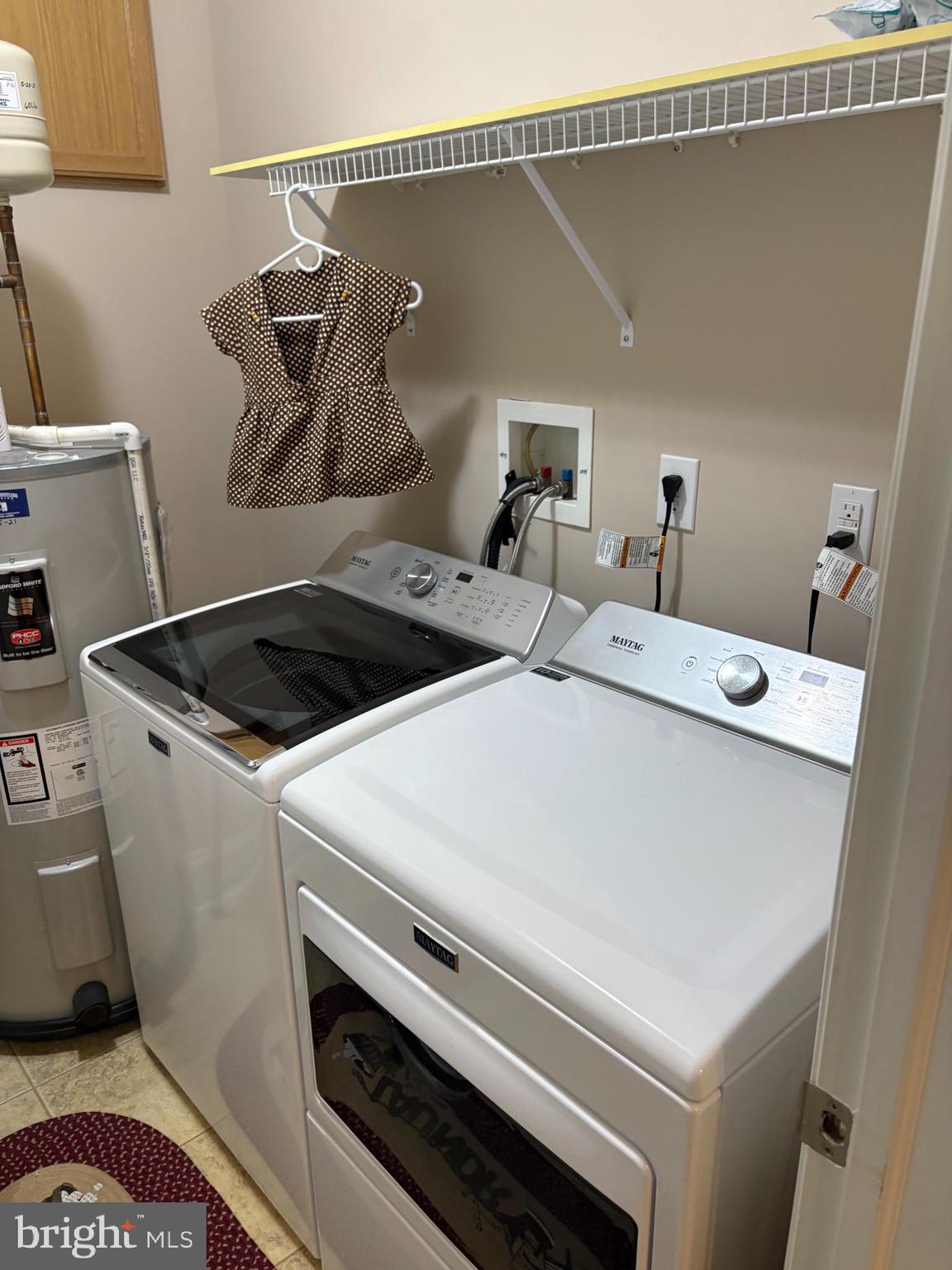 THE ENCLAVE - Residential