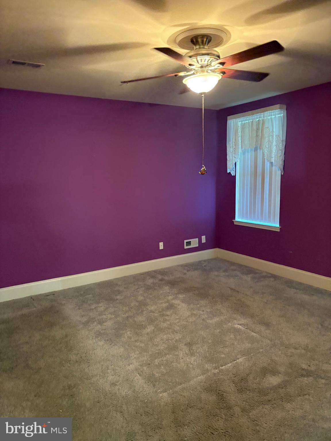 THE ENCLAVE - Residential