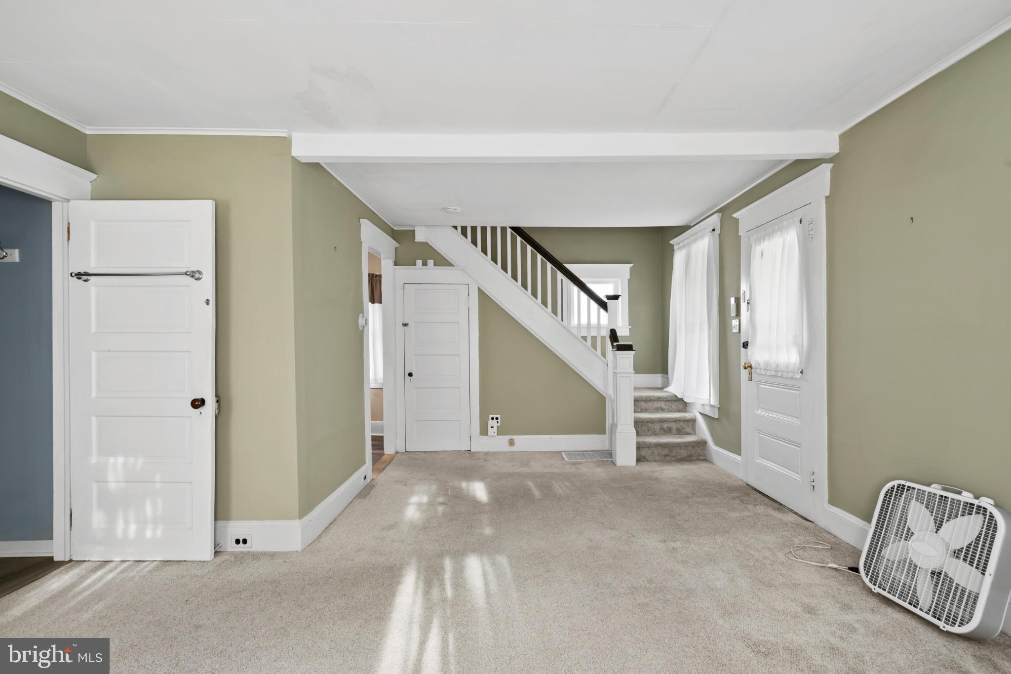 33 WILLIAMSON AVENUE