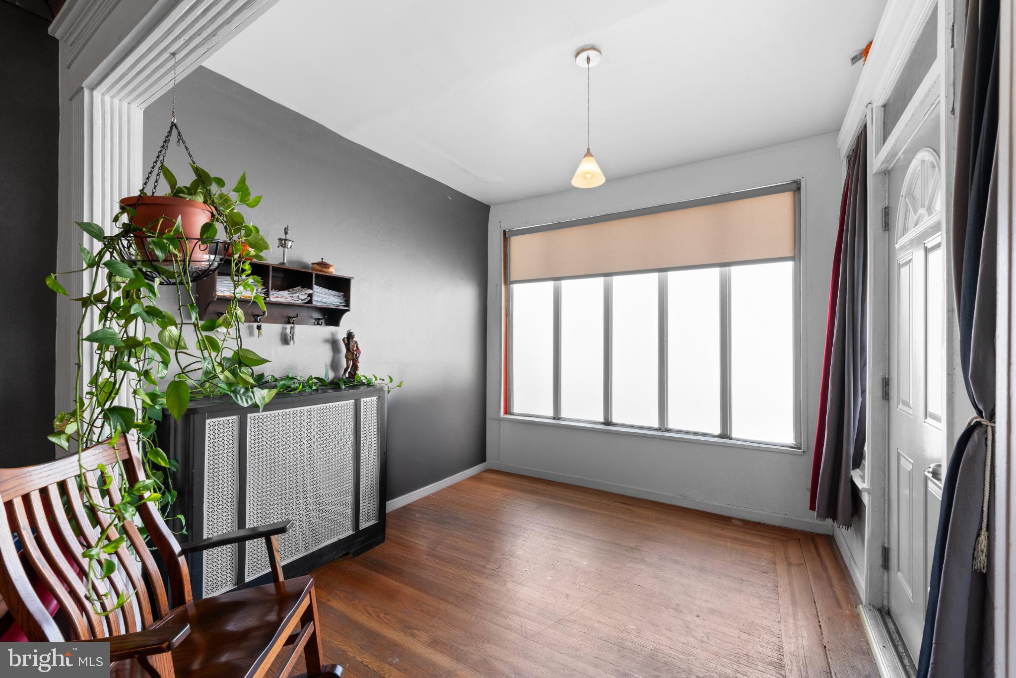 OXFORD CIRCLE - Residential