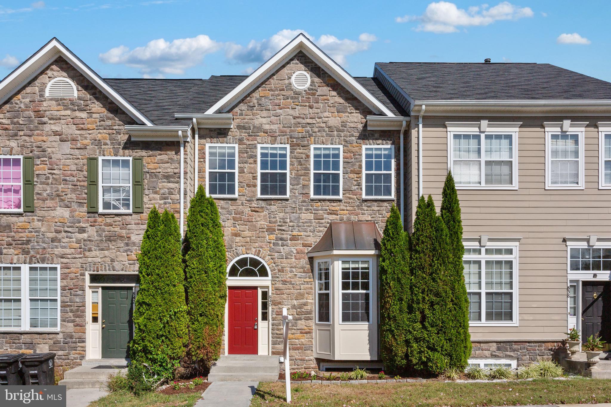 POTOMAC CROSSING - Residential