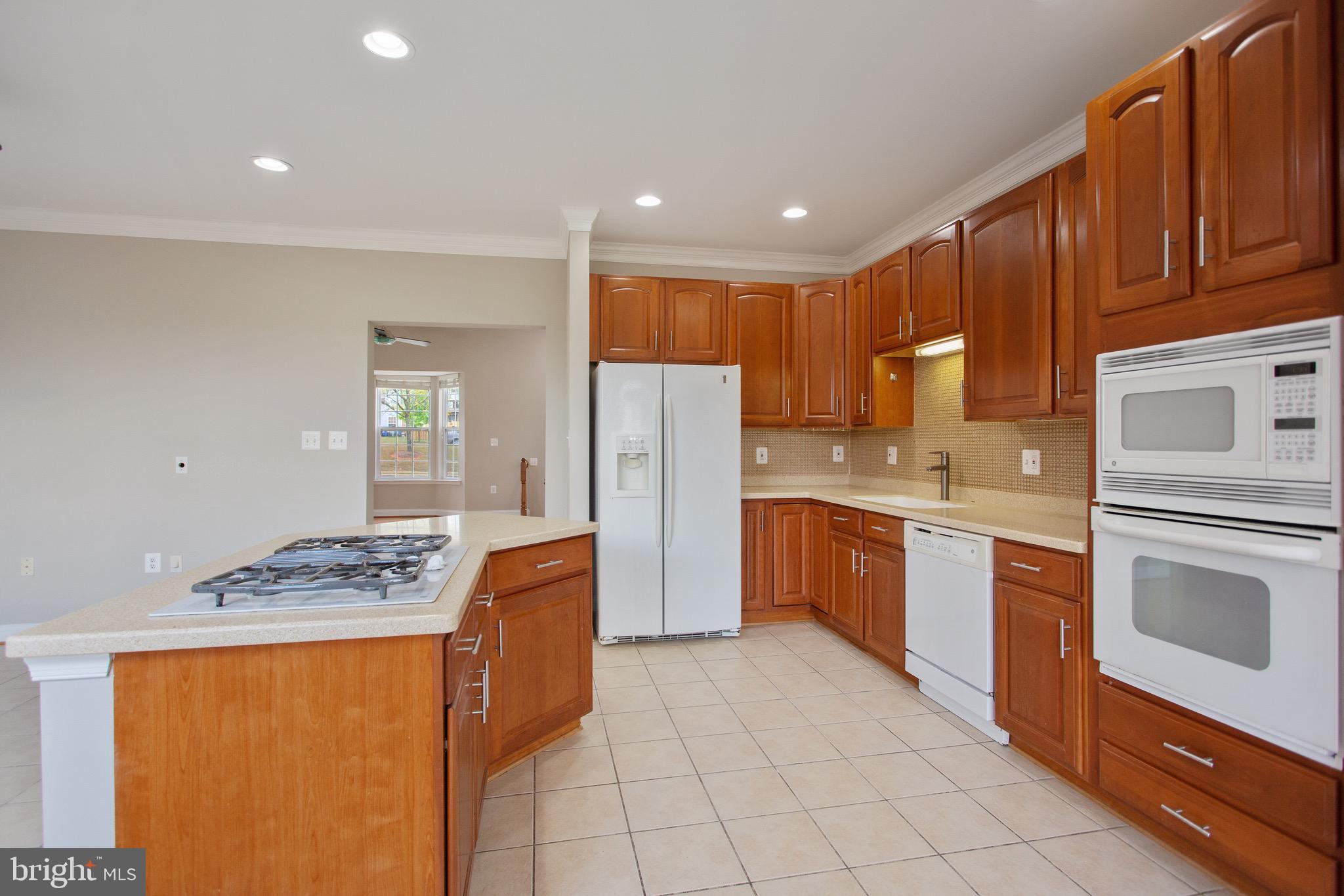 POTOMAC CROSSING - Residential